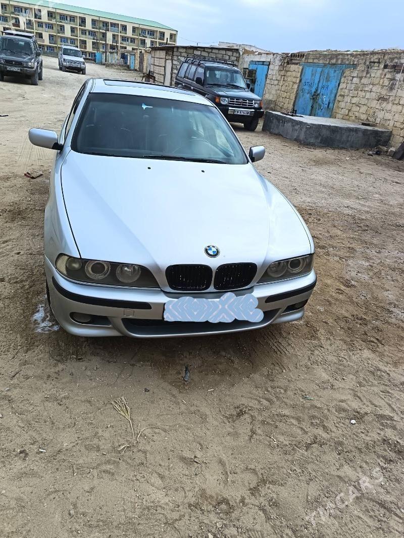 BMW E39 2002 - 108 000 TMT - Карабогаз - img 1