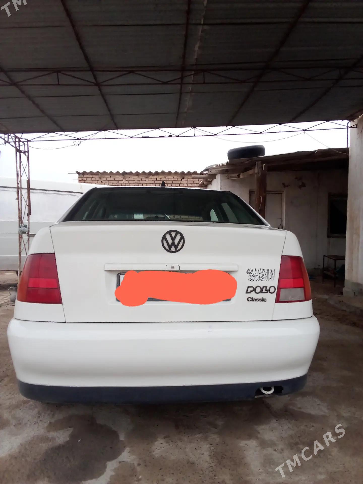 Volkswagen Polo 1999 - 35 000 TMT - Огуз хан - img 1