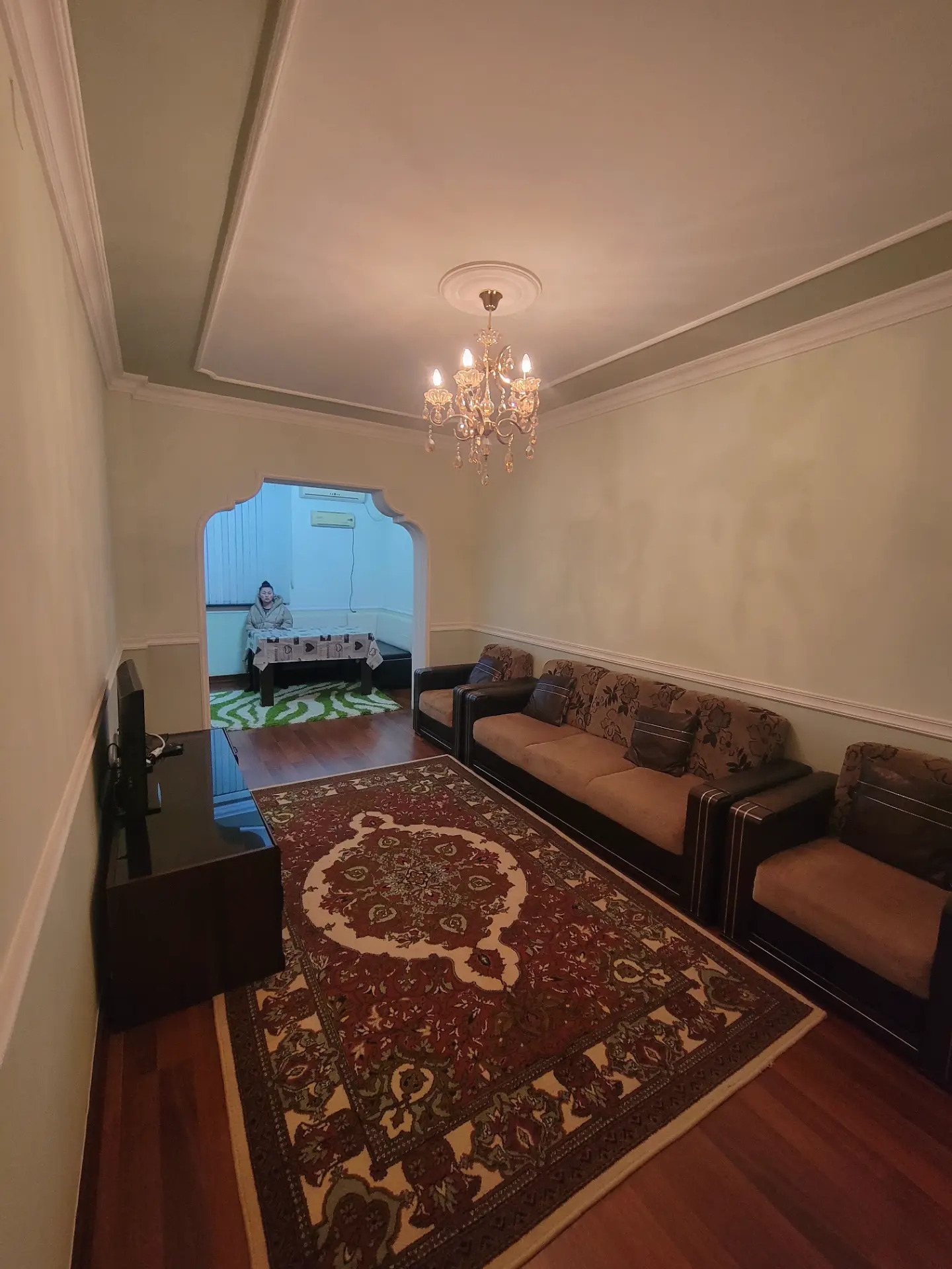 ARENDA GAWDAN W - Howdan "W" - img 1