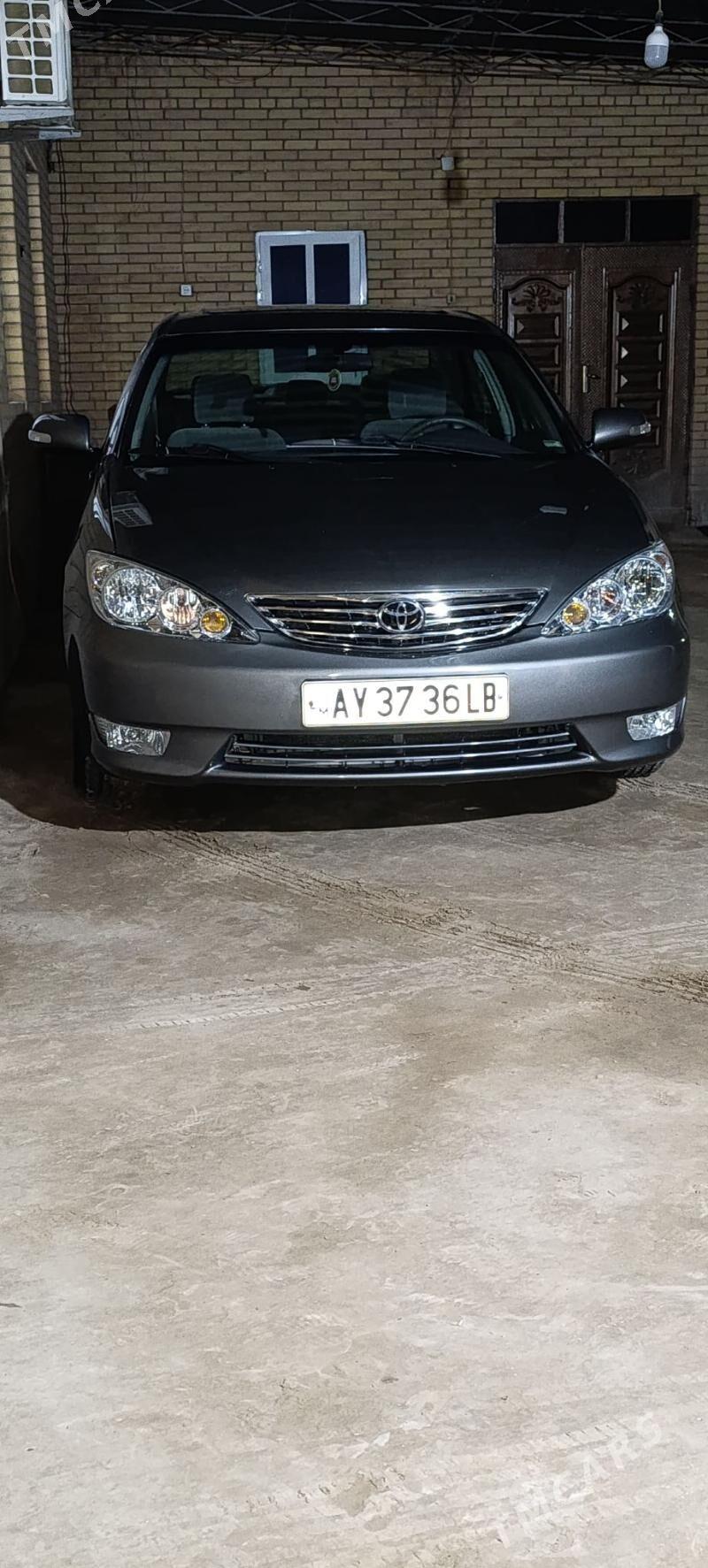 Toyota Camry 2004 - 220 000 TMT - Фарап - img 1