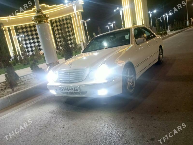Mercedes-Benz E320 2001 - 100 000 TMT - Гёкдепе - img 1