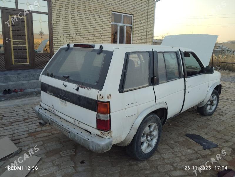 Nissan Pathfinder 1994 - 12 000 TMT - Mary - img 1
