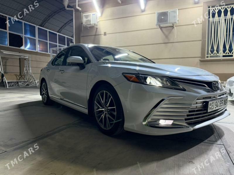 Toyota Camry 2022 - 330 000 TMT - Ашхабад - img 1