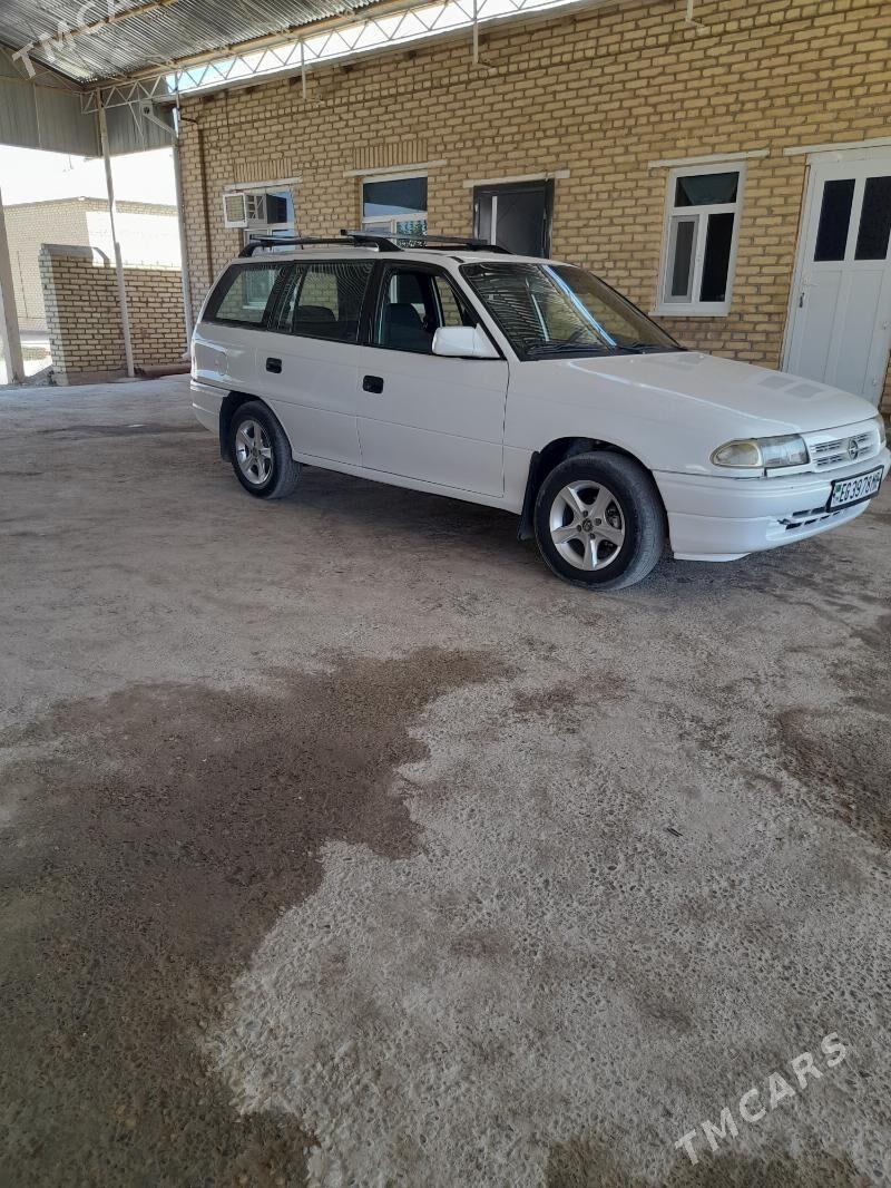 Opel Astra 1994 - 50 000 TMT - Мургап - img 1