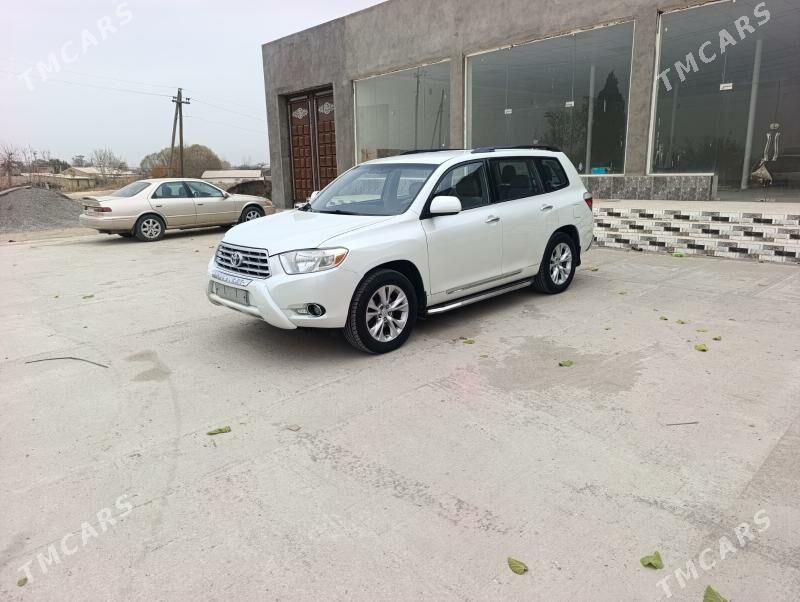 Toyota Highlander 2009 - 310 000 TMT - Халач - img 1