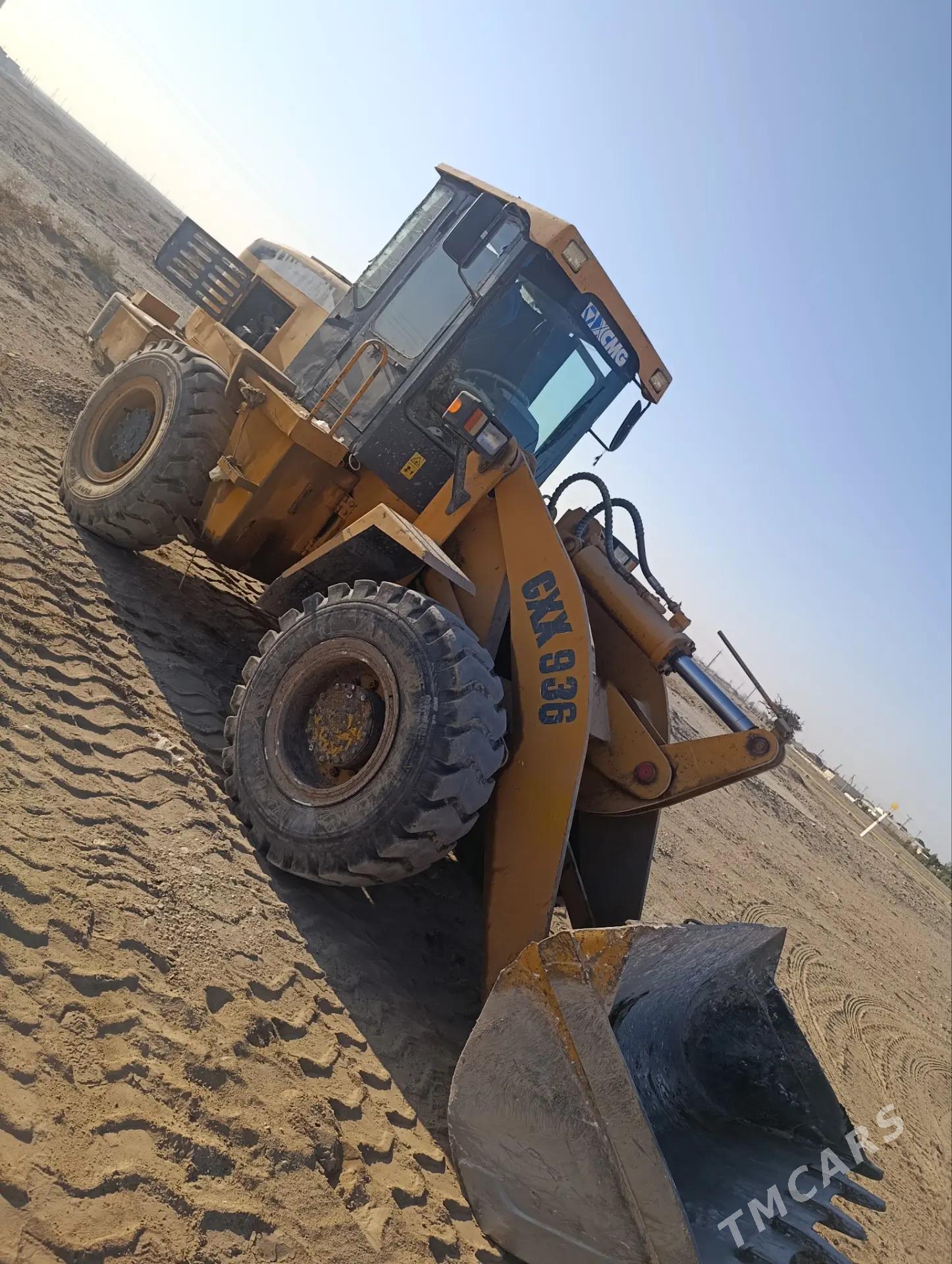 XCMG LW300F 2012 - 350 000 TMT - Балканабат - img 1