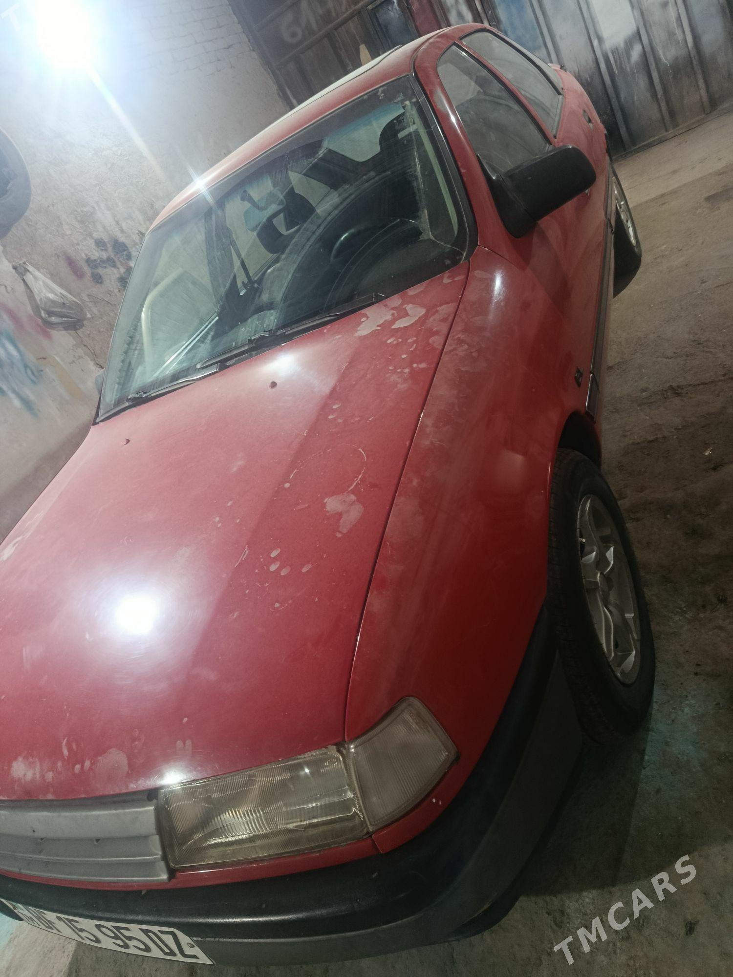 Opel Vectra 1992 - 35 000 TMT - Дашогуз - img 1