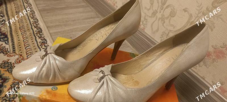 kowuṣ - 4 мкр - img 1