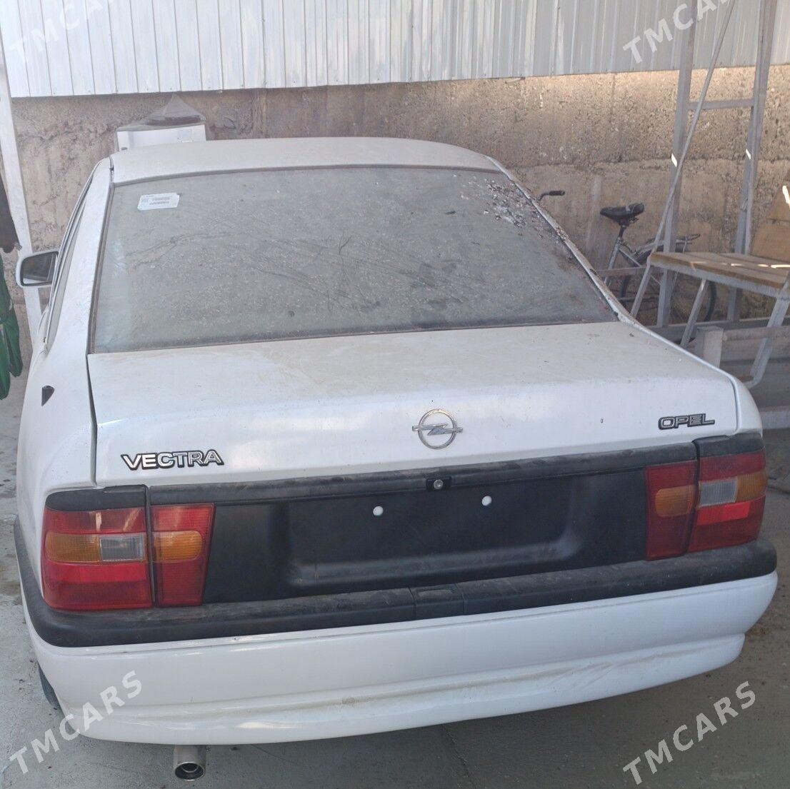 Opel Vectra 1993 - 32 500 TMT - Büzmeýin - img 1