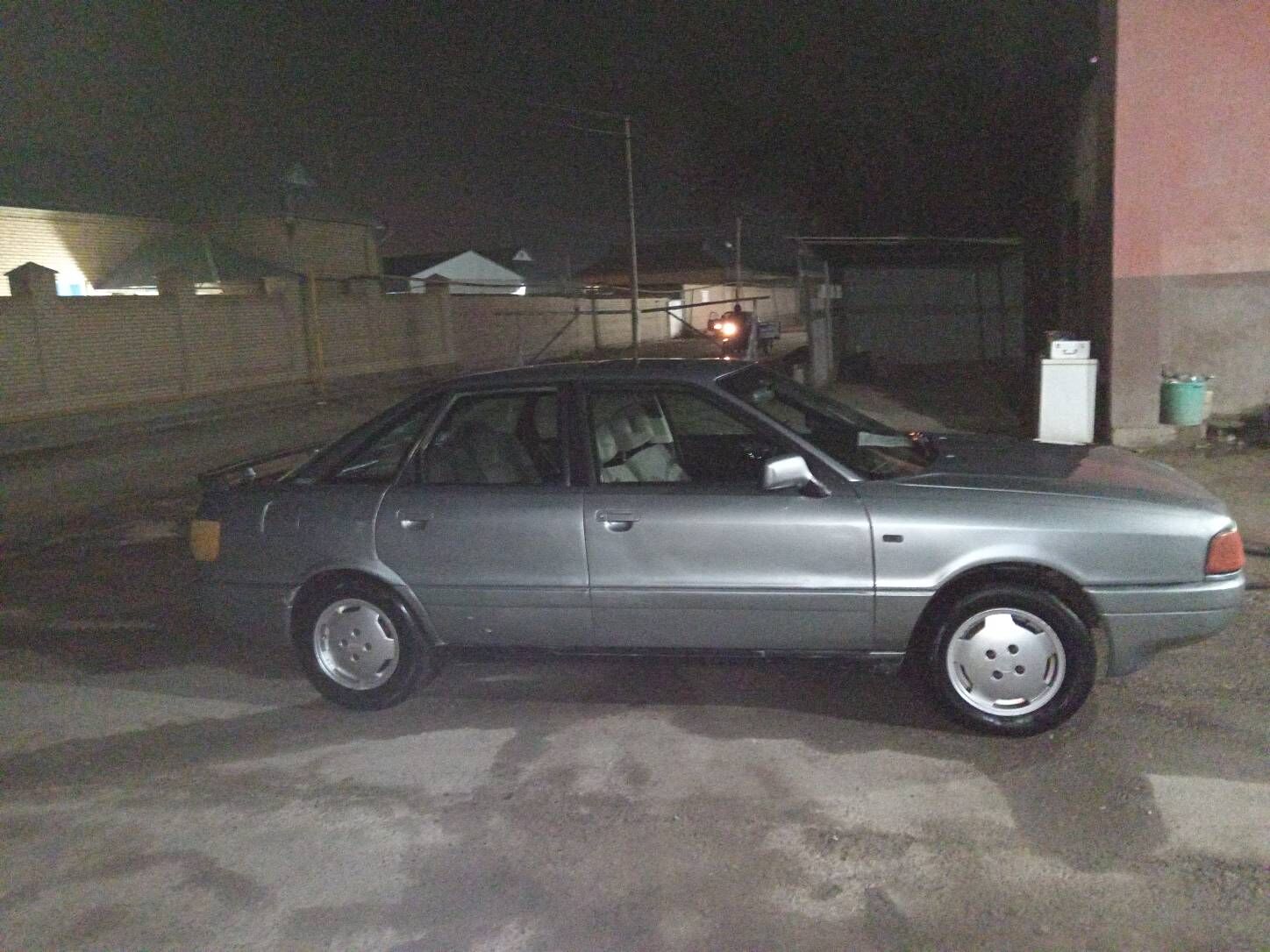 Audi 80 1989 - 25 000 TMT - Мары - img 1