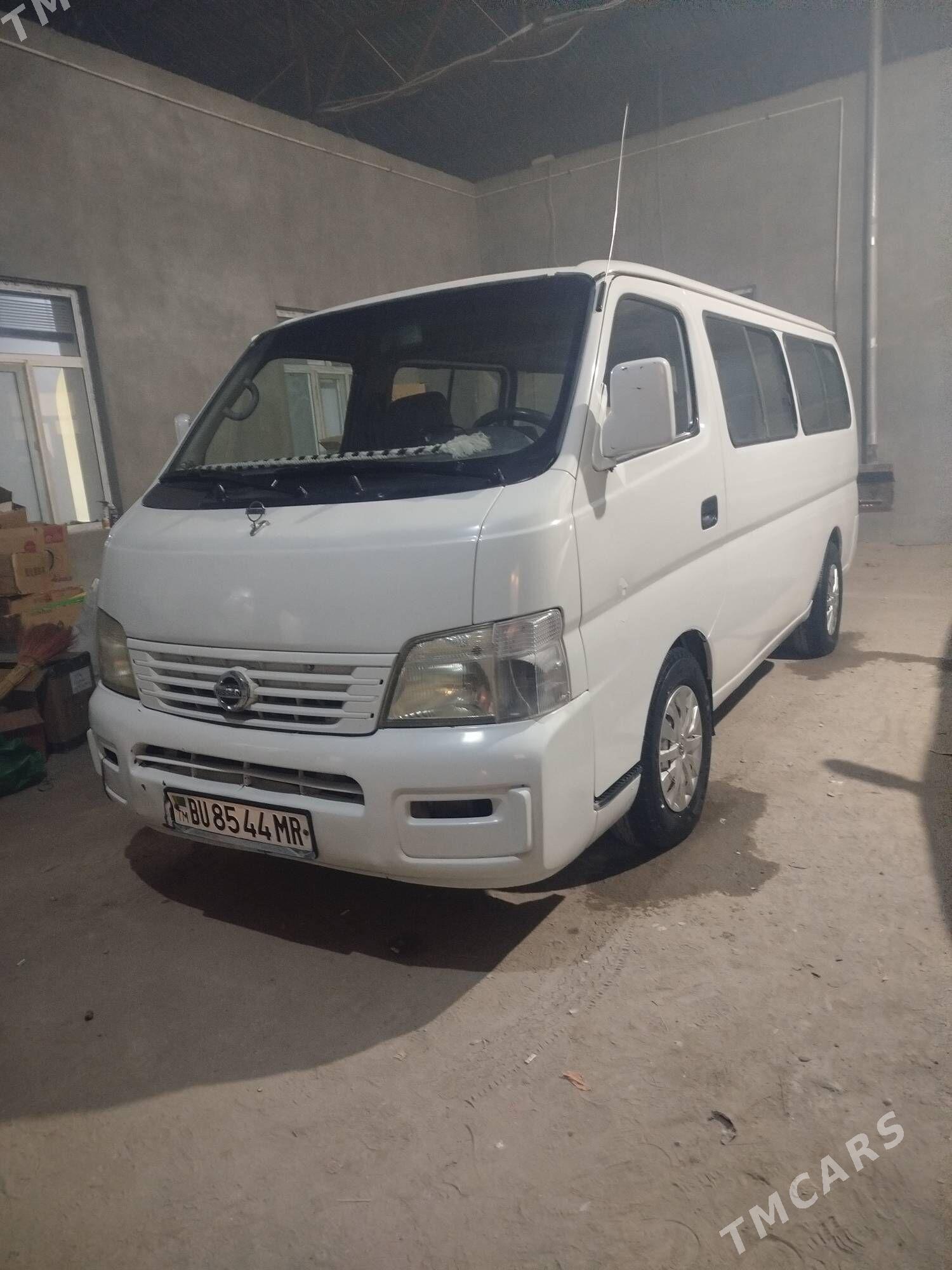 Nissan Urvan 2003 - 110 000 TMT - Baýramaly - img 1