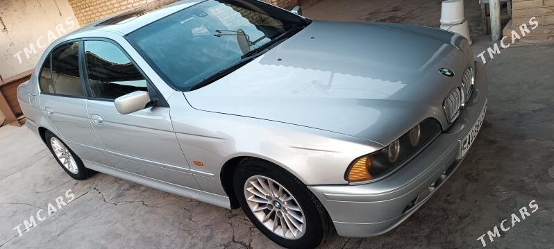 BMW E39 2003 - 130 000 TMT - Сакарчага - img 1