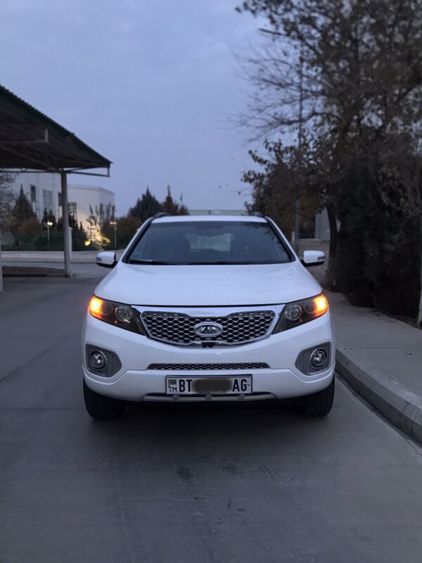 Kia Sorento 2011 - 220 000 TMT - Aşgabat - img 1