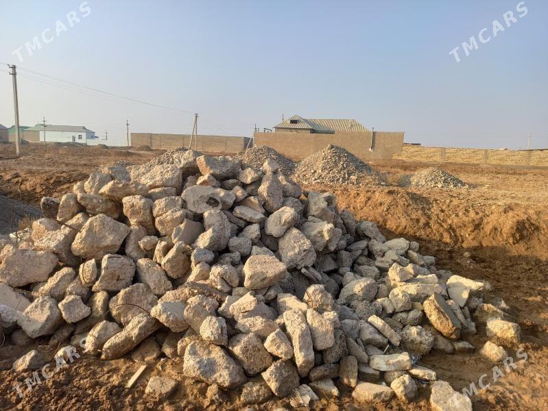 satlyk mellek ýer - Теджен - img 1