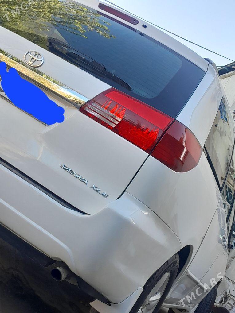 Toyota Sienna 2005 - 180 000 TMT - Анев - img 1