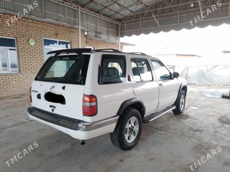 Nissan Pathfinder 1998 - 70 000 TMT - Mary - img 1