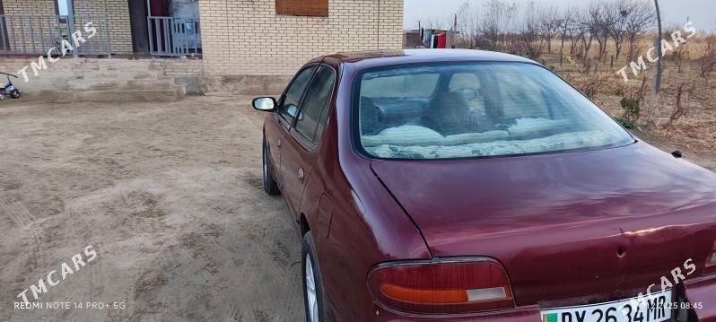 Nissan Altima 1993 - 20 000 TMT - Sakarçäge - img 1