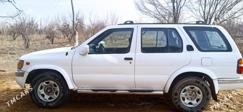 Nissan Pathfinder 1997 - 55 000 TMT - Гороглы (Тагта) - img 1