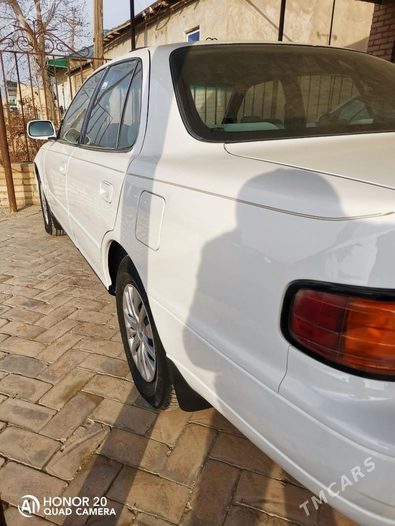 Toyota Camry 1994 - 100 000 TMT - Halaç - img 1
