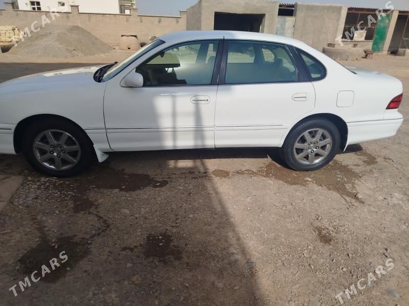 Toyota Avalon 1999 - 130 000 TMT - Бабадайхан - img 1