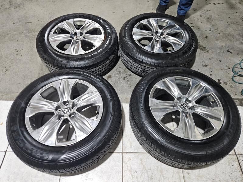 Highlander XLE original teker 5 000 TMT - Хитровка - img 1