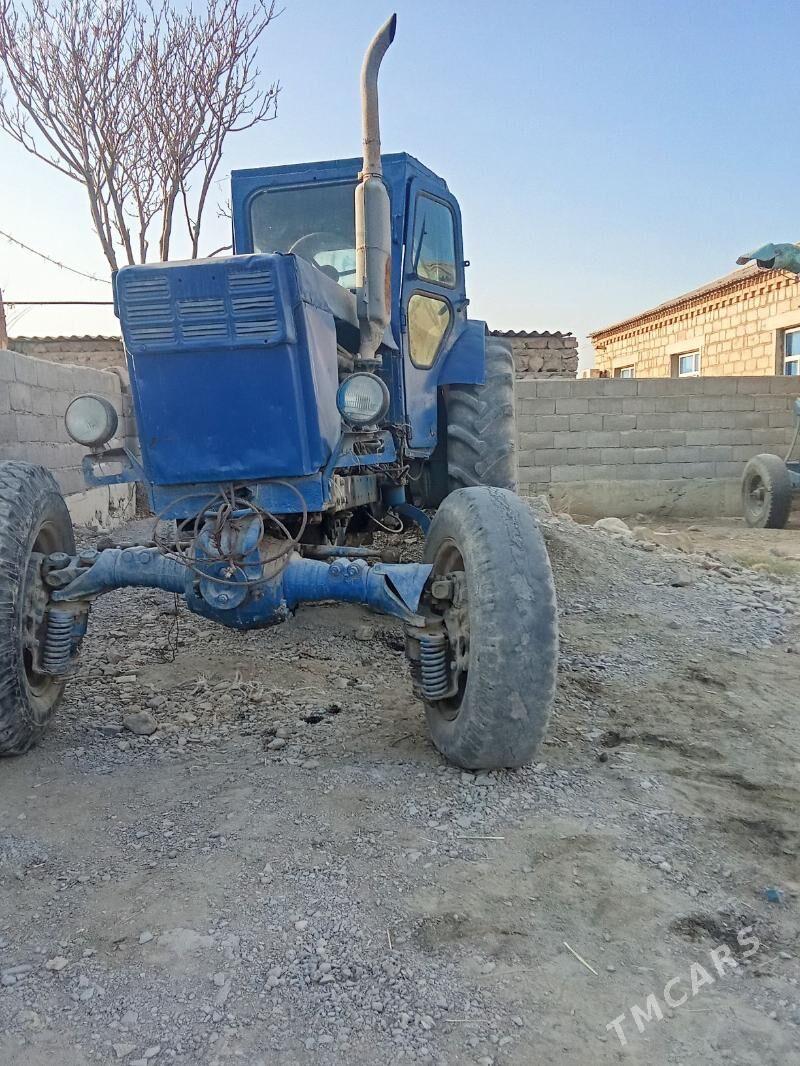 MTZ 80 1986 - 20 000 TMT - Бахарден - img 1
