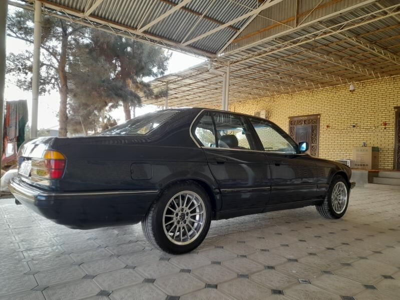 BMW 7 Series 1989 - 60 000 TMT - Мары - img 1