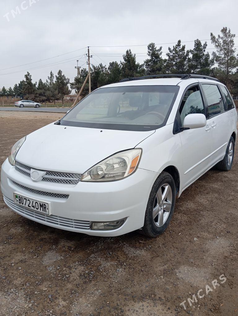 Toyota Sienna 2005 - 230 000 TMT - Мары - img 1