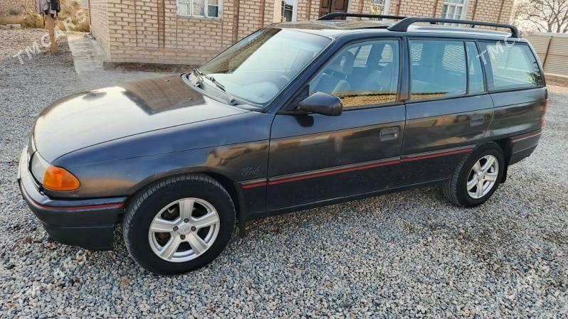 Opel Astra 1994 - 43 000 TMT - Мары - img 1