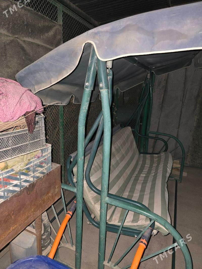 Hiňňildik/Качели - Änew - img 1