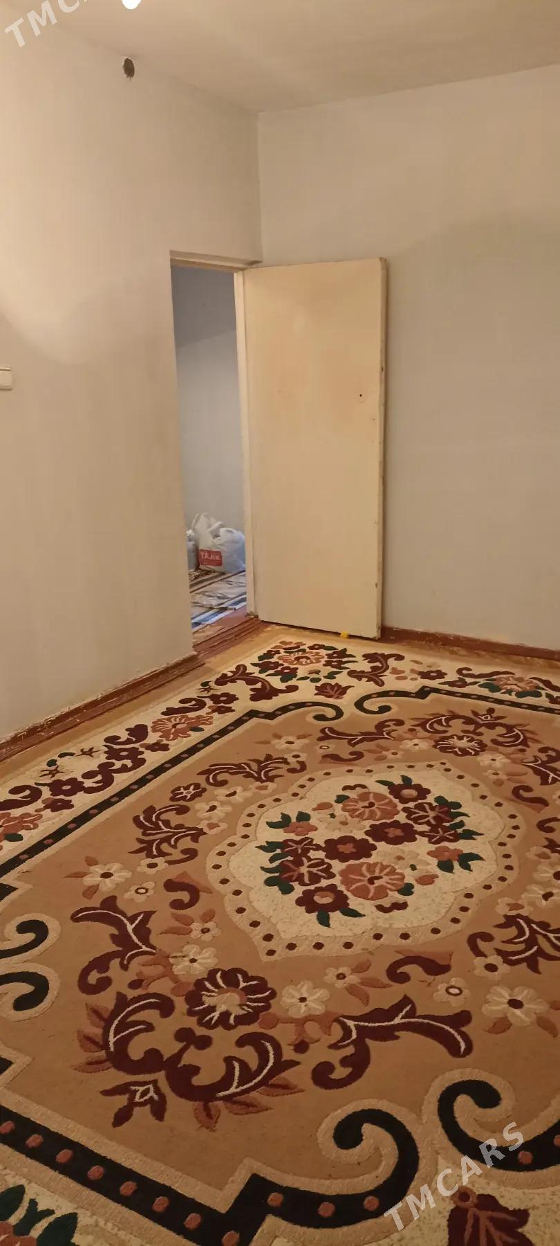 Satlyk jay gaudanka 90 razyezd - Ruhabat (90-njy razýezd) - img 1