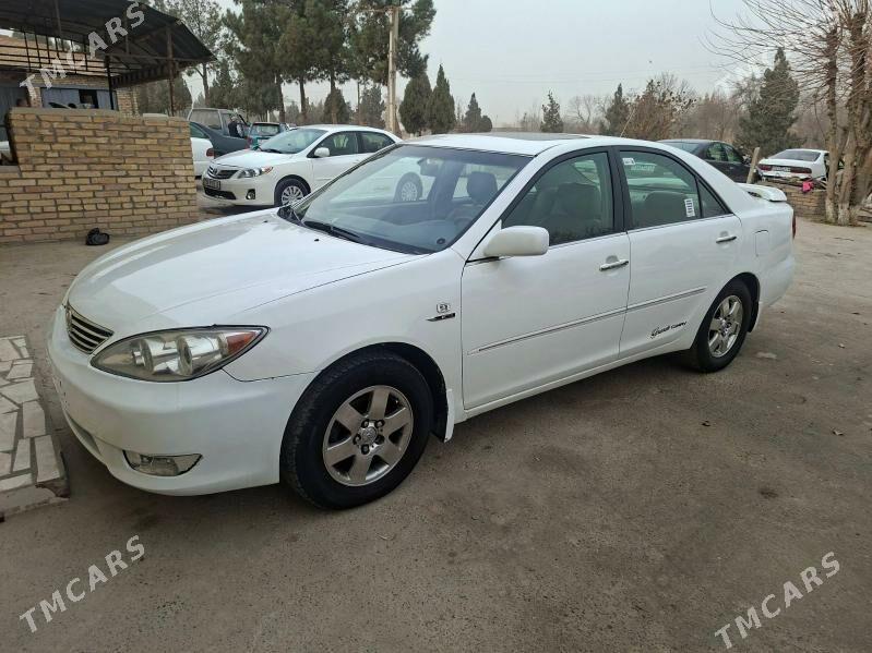 Toyota Camry 2003 - 135 000 TMT - Халач - img 1