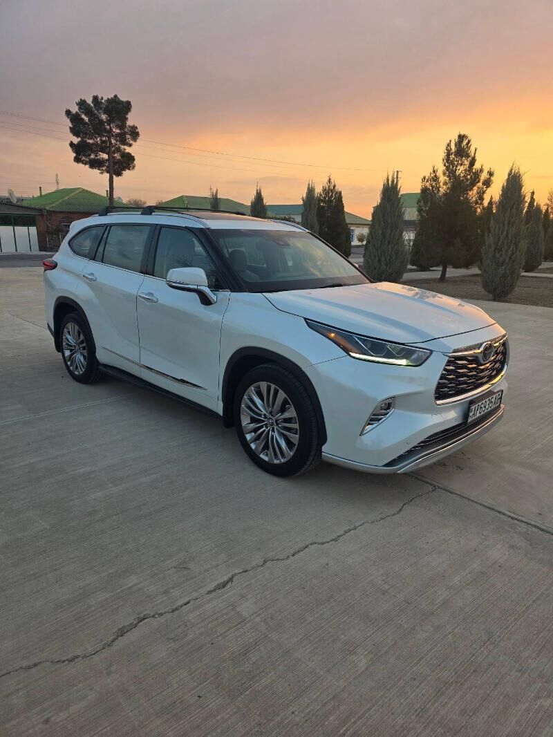 Toyota Highlander 2022 - 624 000 TMT - Бузмеин ГРЭС - img 2
