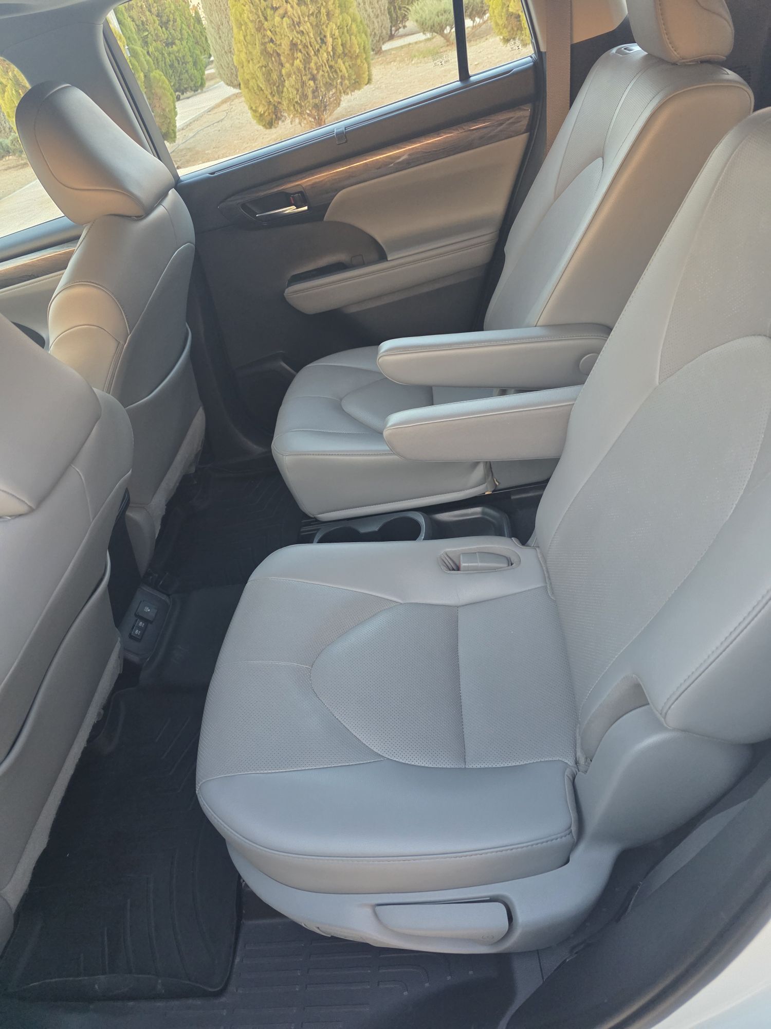 Toyota Highlander 2022 - 624 000 TMT - Бузмеин ГРЭС - img 8