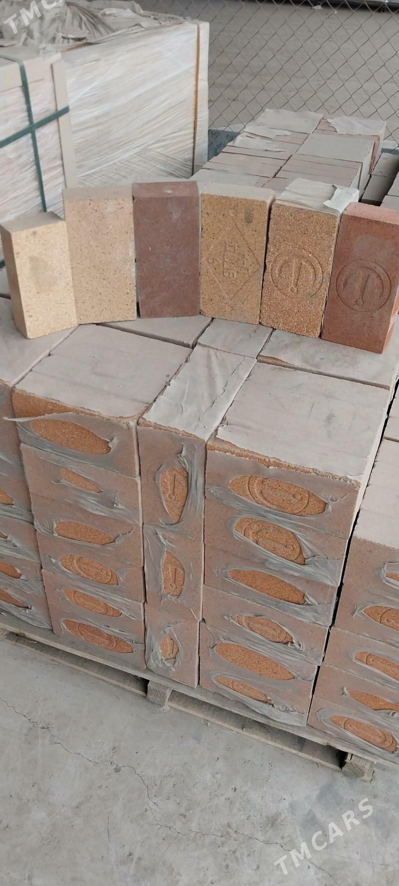 Kerpiçler - Mary - img 1