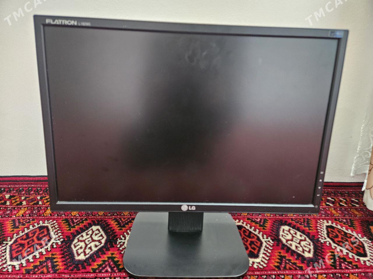 LG MONITIR 19lyk - Ашхабад - img 1