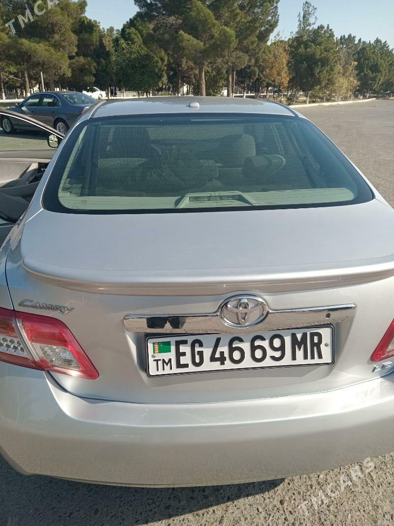 Toyota Camry 2010 - 220 000 TMT - Мары - img 1