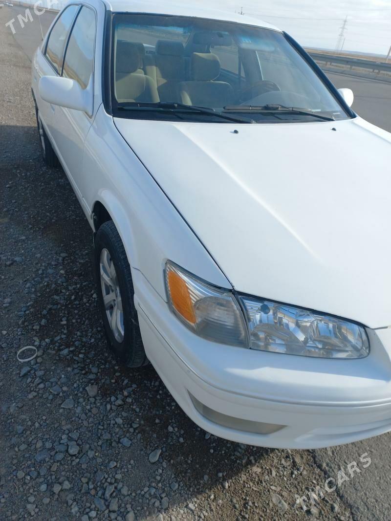 Toyota Camry 2000 - 135 000 TMT - Balkanabat - img 1