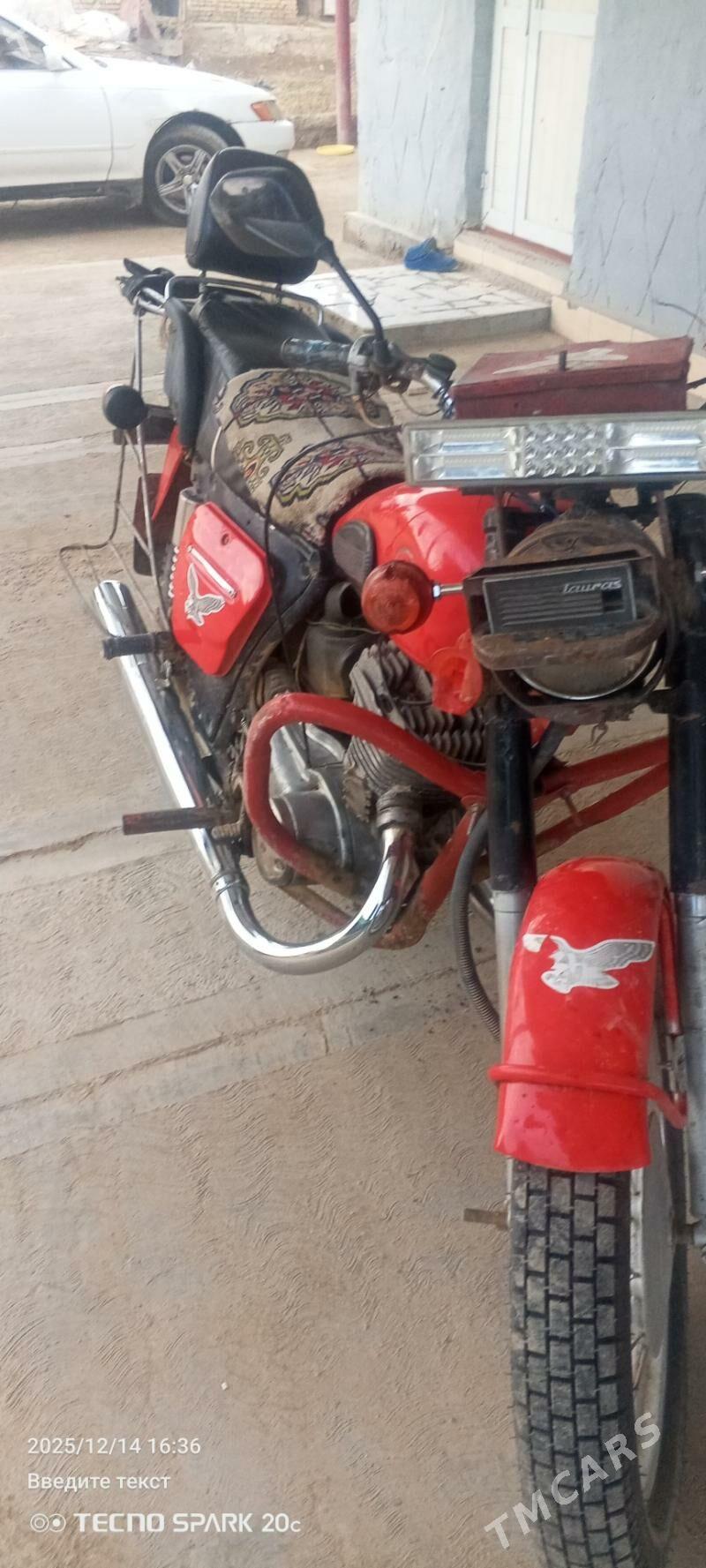 Iž Planeta 4 1992 - 9 000 TMT - Mary - img 1