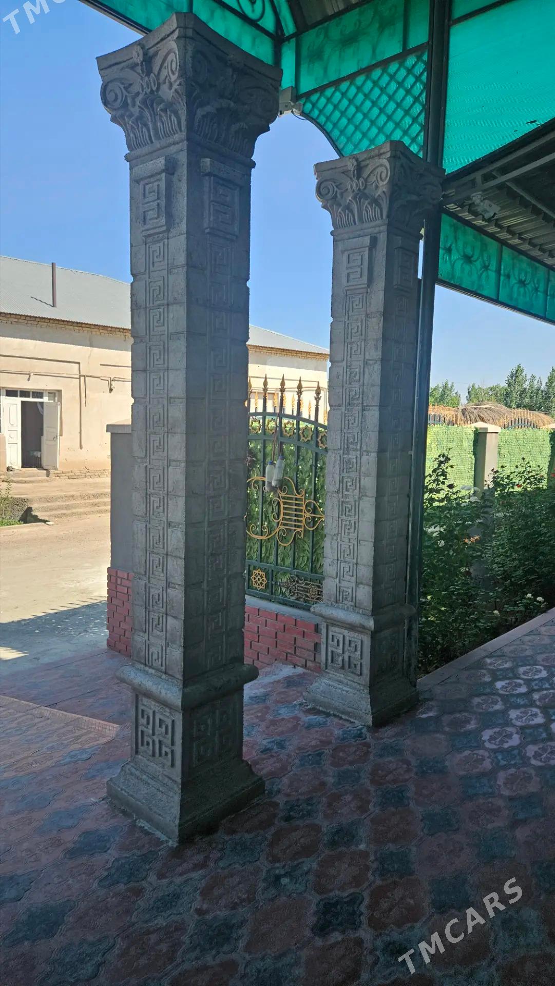 TUMBA KALON BETON ZABOR - етр. Туркменбаши - img 1