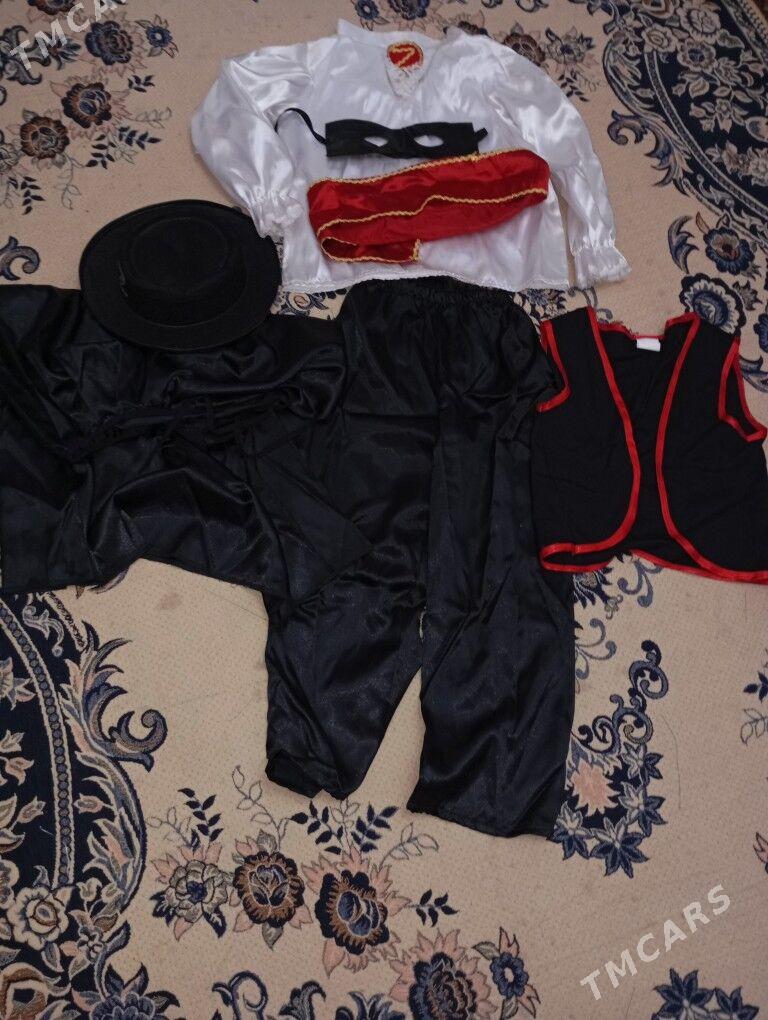 новогодний костюм Zorro - Türkmenabat - img 1