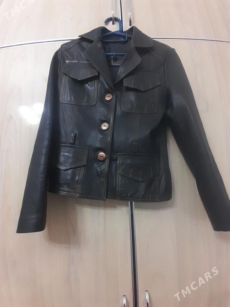 Koža kastýum - Täze zaman - img 1