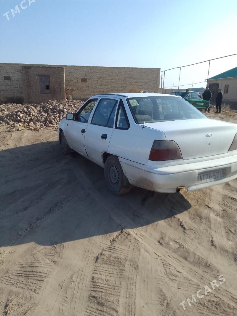 Toyota Carina 1999 - 30 000 TMT - Фарап - img 1