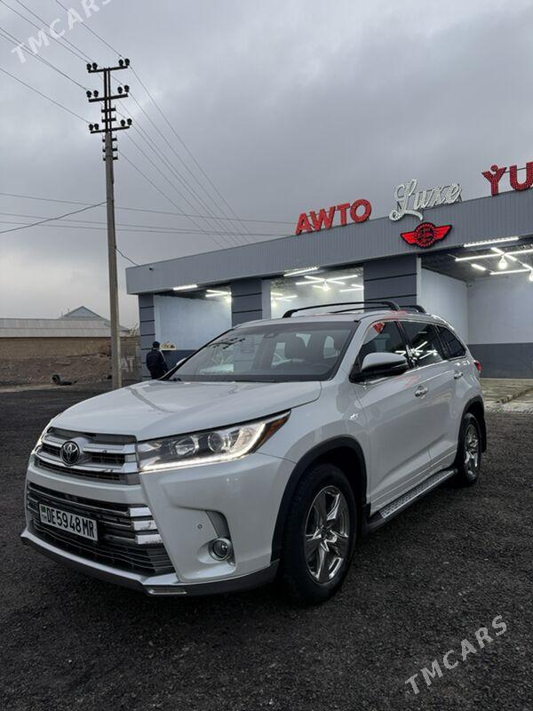 Toyota Highlander 2018 - 470 000 TMT - Мары - img 1