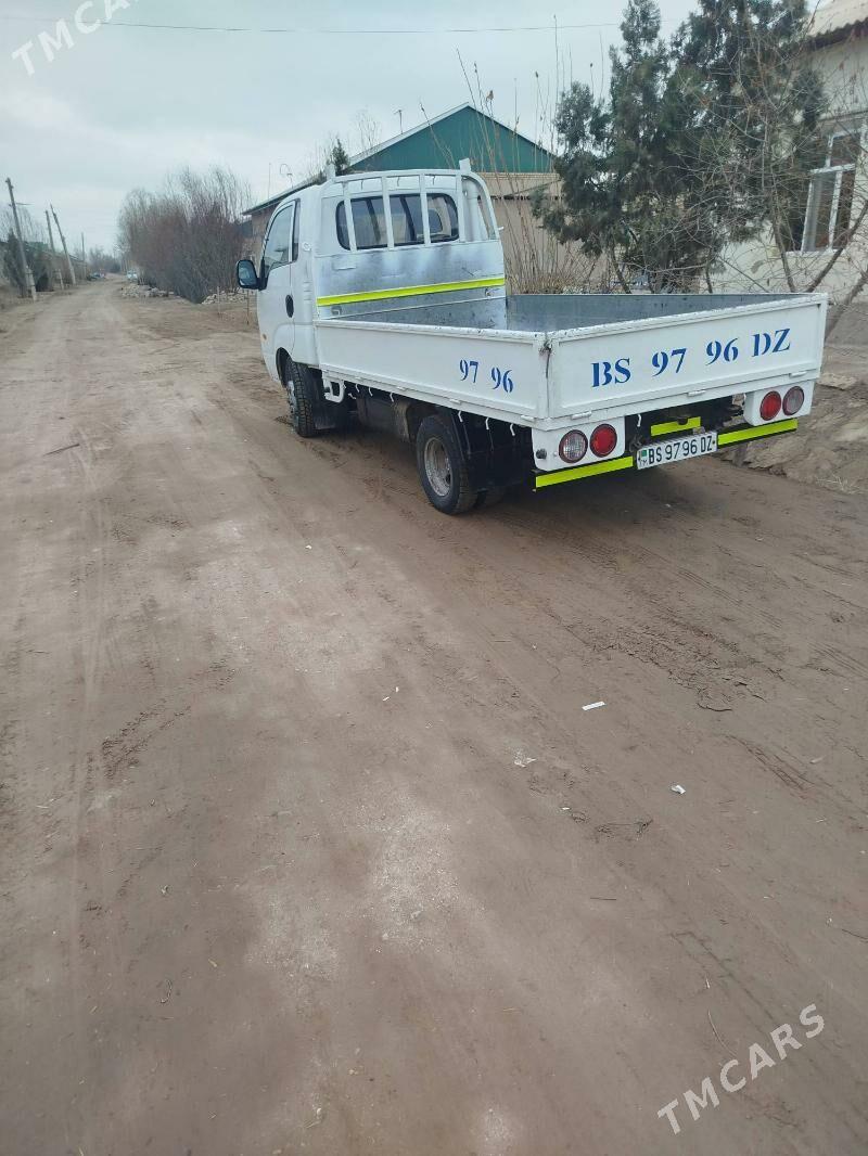 Kia Bongo 2009 - 190 000 TMT - Кёнеургенч - img 2