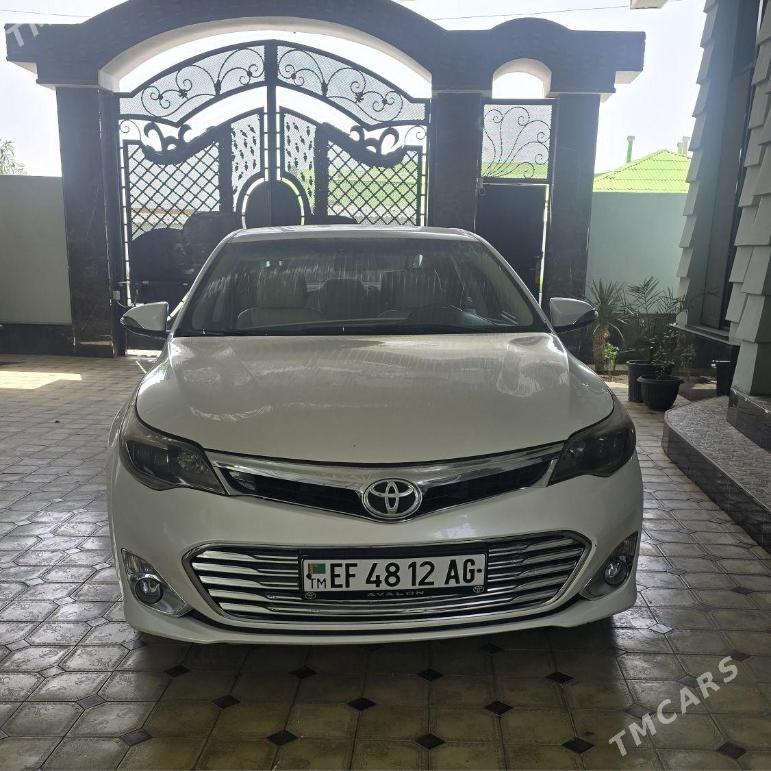 Toyota Avalon 2015 - 300 000 TMT - Büzmeýin - img 1