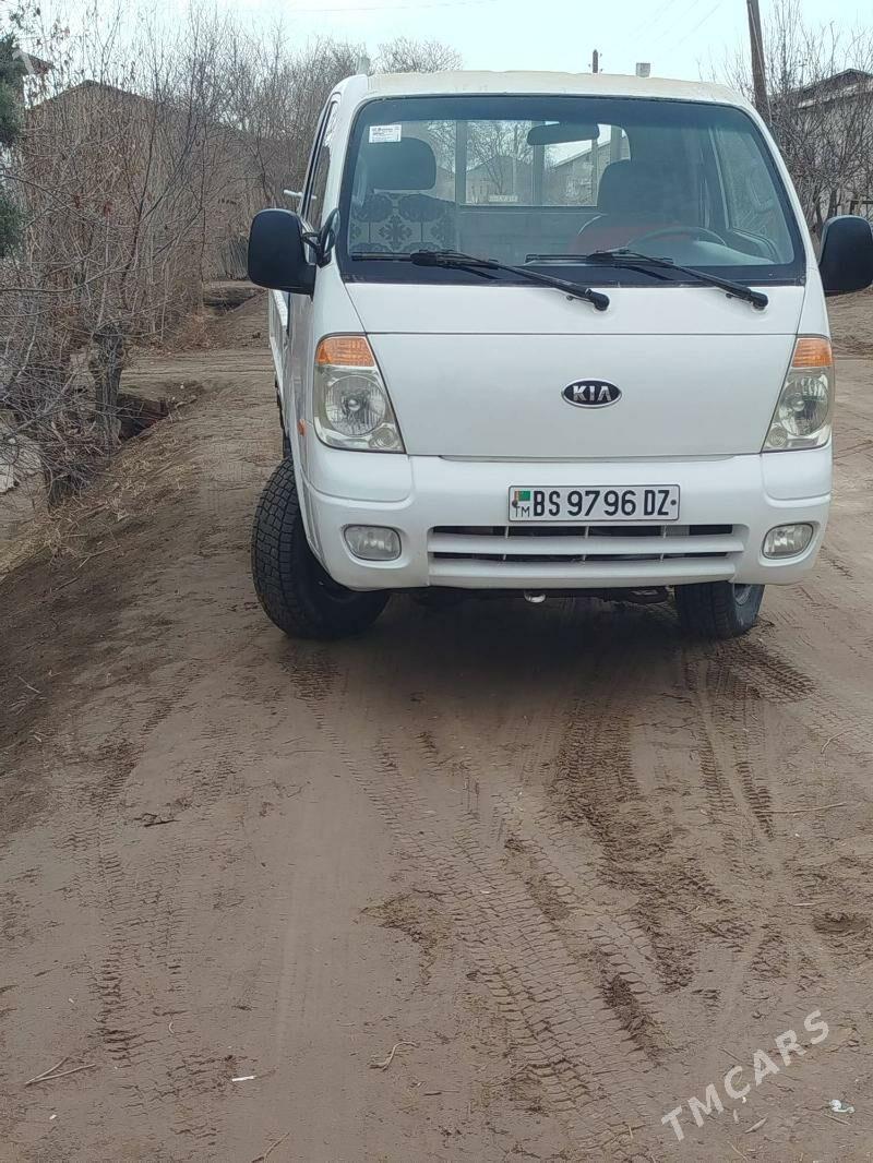 Kia Bongo 2009 - 190 000 TMT - Кёнеургенч - img 1