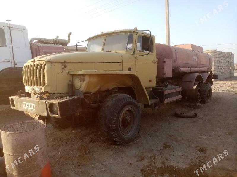 Ural 4320 2003 - 170 000 TMT - Гумдаг - img 1