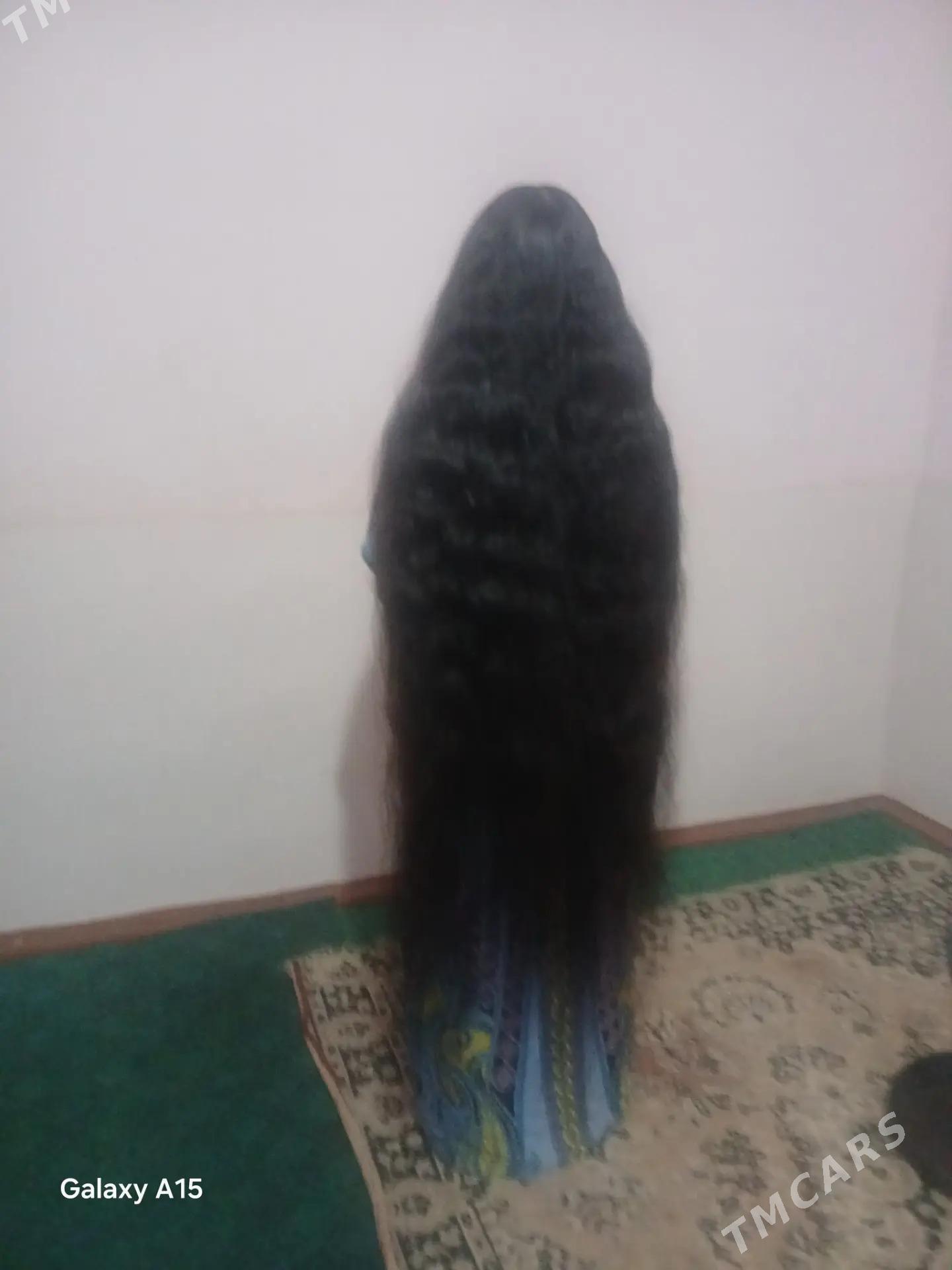 saç alýan сач волосы - Ýaşlyk - img 1