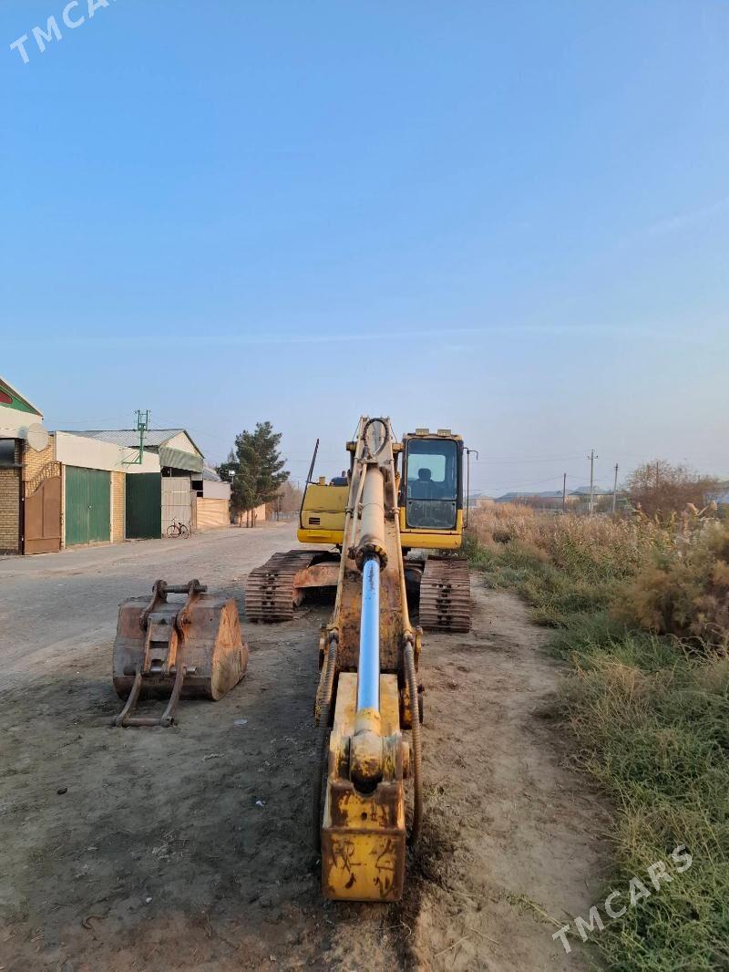 Komatsu D51PXi-22 2010 - 370 000 TMT - Мары - img 1